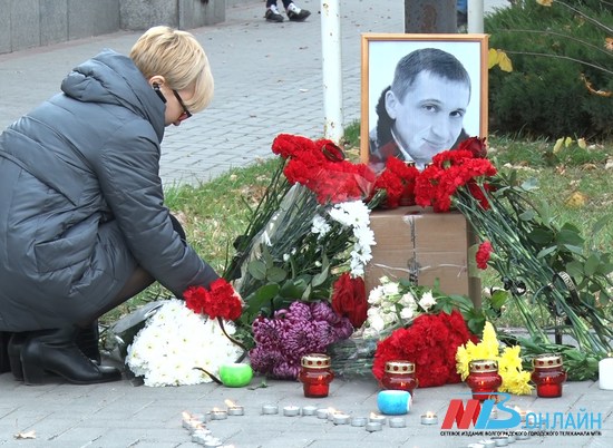 В Волгограде состоялся третий автопробег в память об убитом Романе Гребенюке